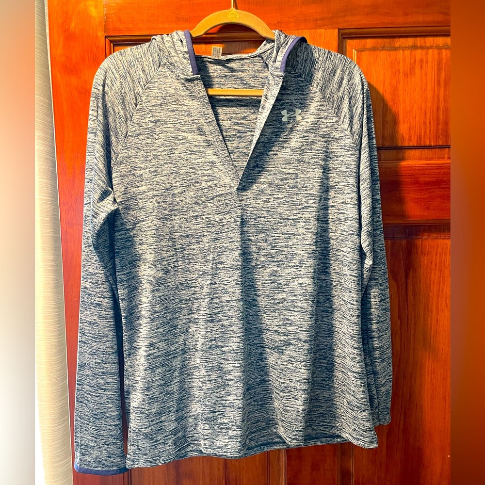 Under Armour ladies hooded pull over